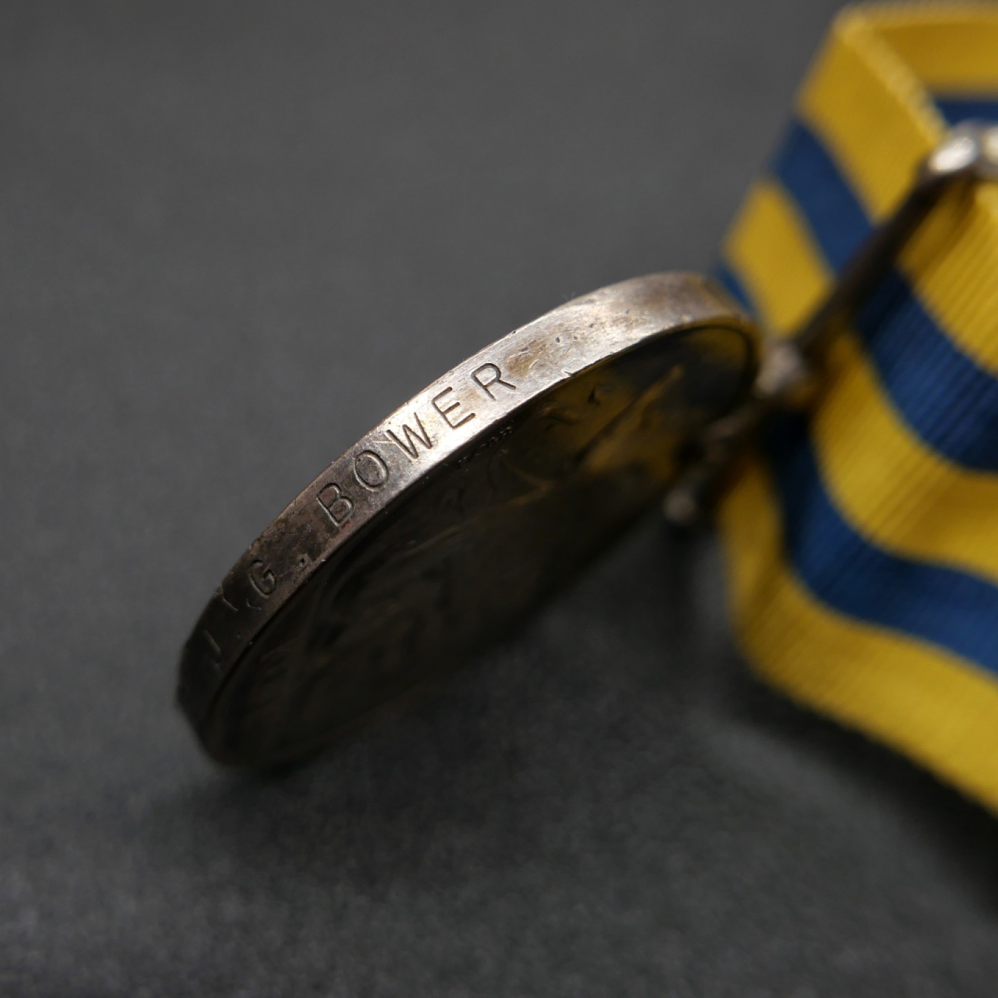 交易所2月25日英国/联邦币章专场 加拿大版朝鲜战争奖章，银质，授予鲍尔BOWER