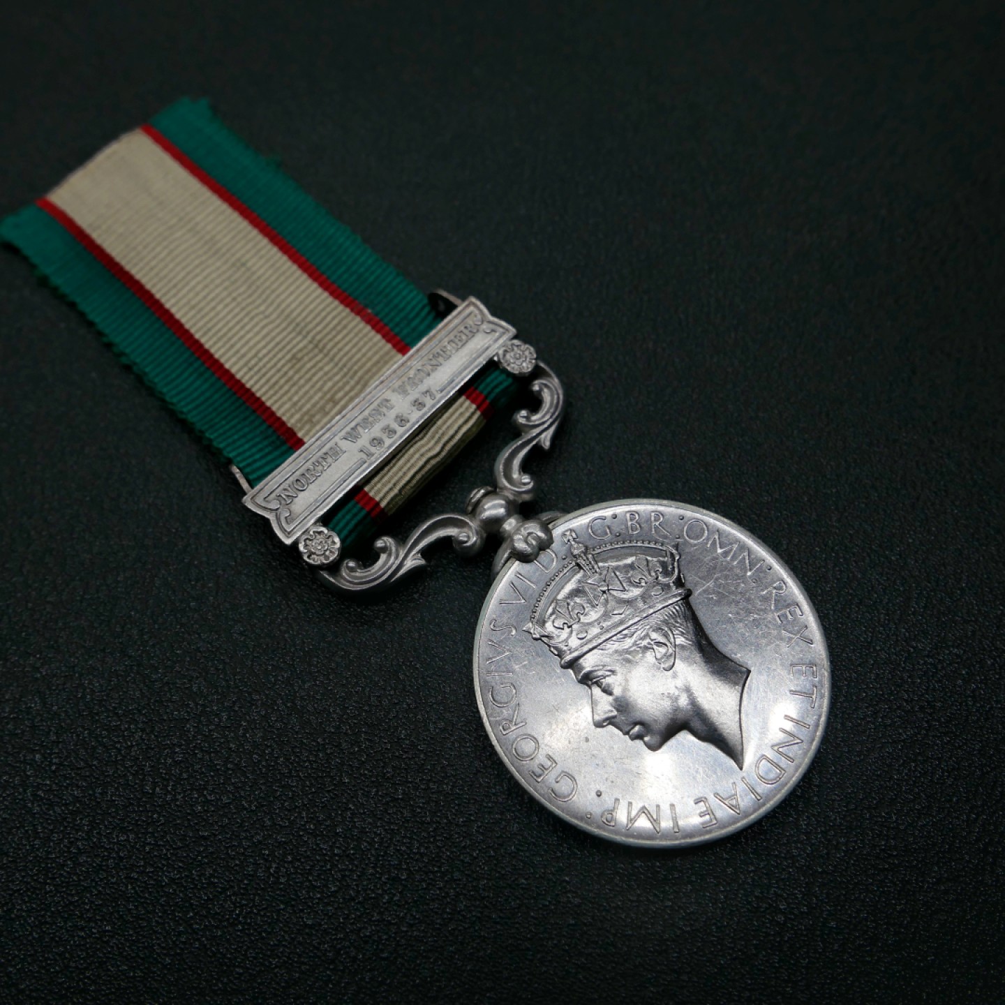 交易所2月25日英国/联邦币章专场 英国印度常规服役奖章，银质，1936-1939版，西北边境1936-37勋条