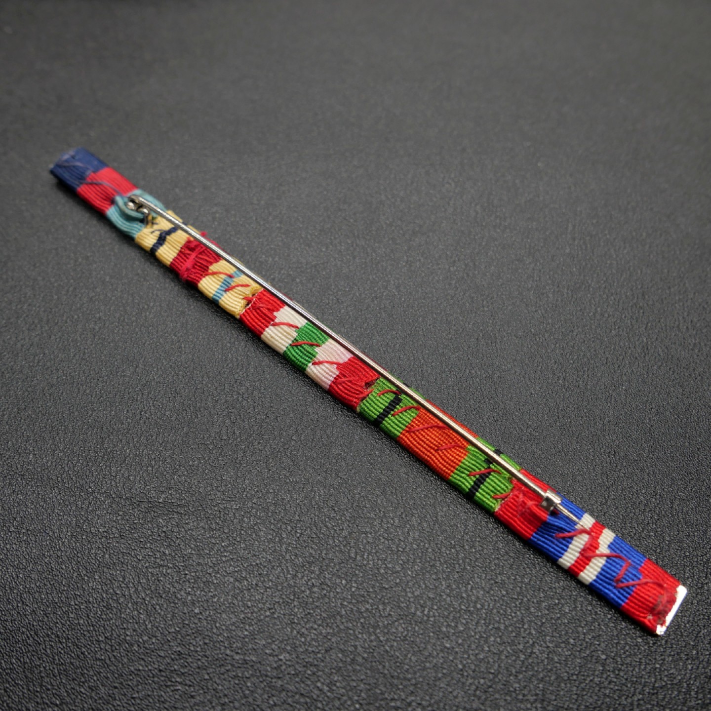 交易所2月25日英国/联邦币章专场 英国二战五联勋略一组