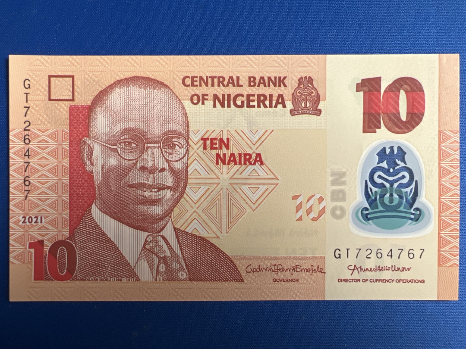 泡泡堂微拍第六十八幕纸币捡漏可累计专场👿👿，零佣金，零押金，累计满二十元包邮，接受代拍业务 尼日利亚10奈拉塑料钞