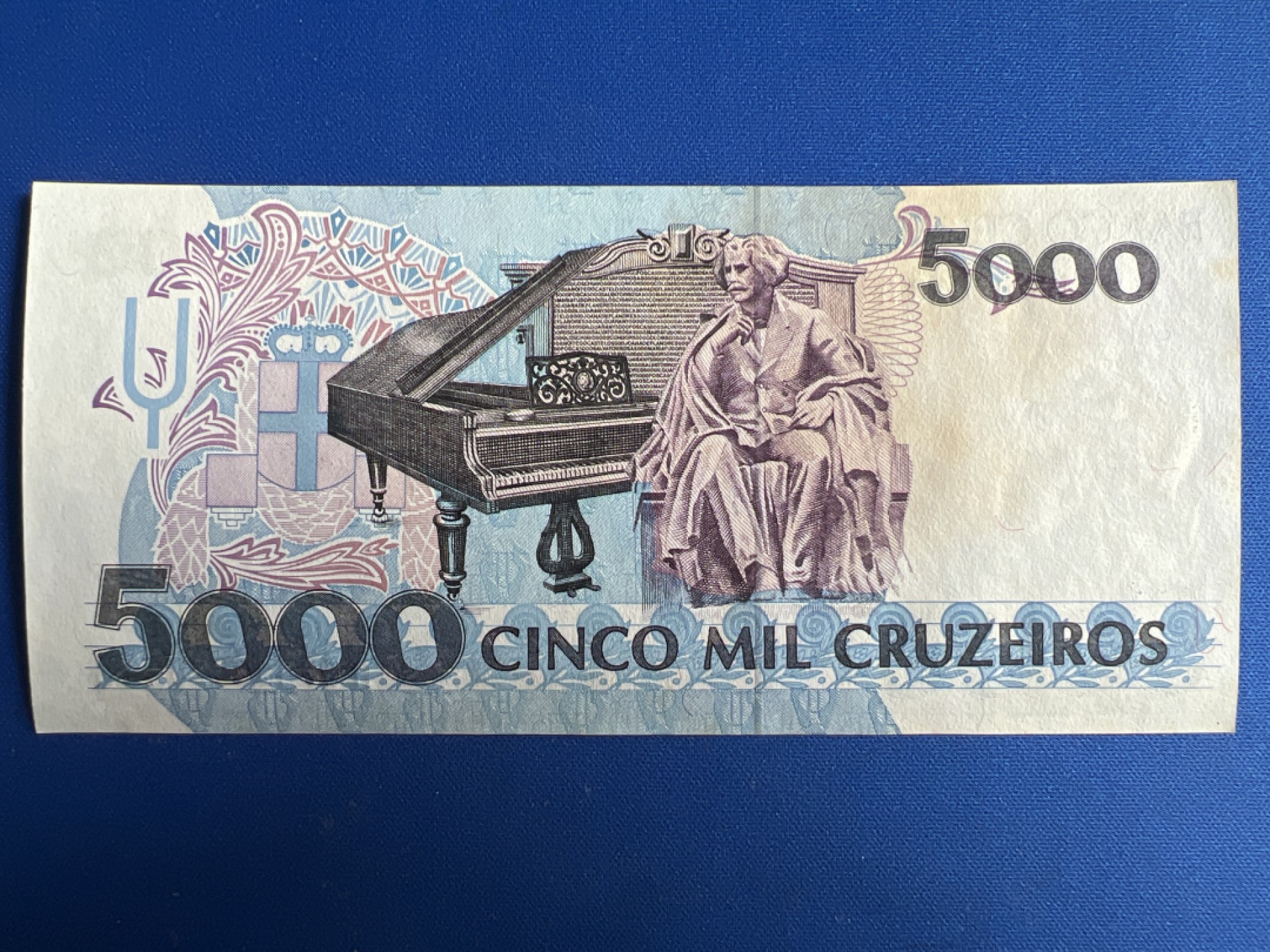 泡泡堂微拍第六十八幕纸币捡漏可累计专场👿👿，零佣金，零押金，累计满二十元包邮，接受代拍业务 巴西5000克鲁塞罗