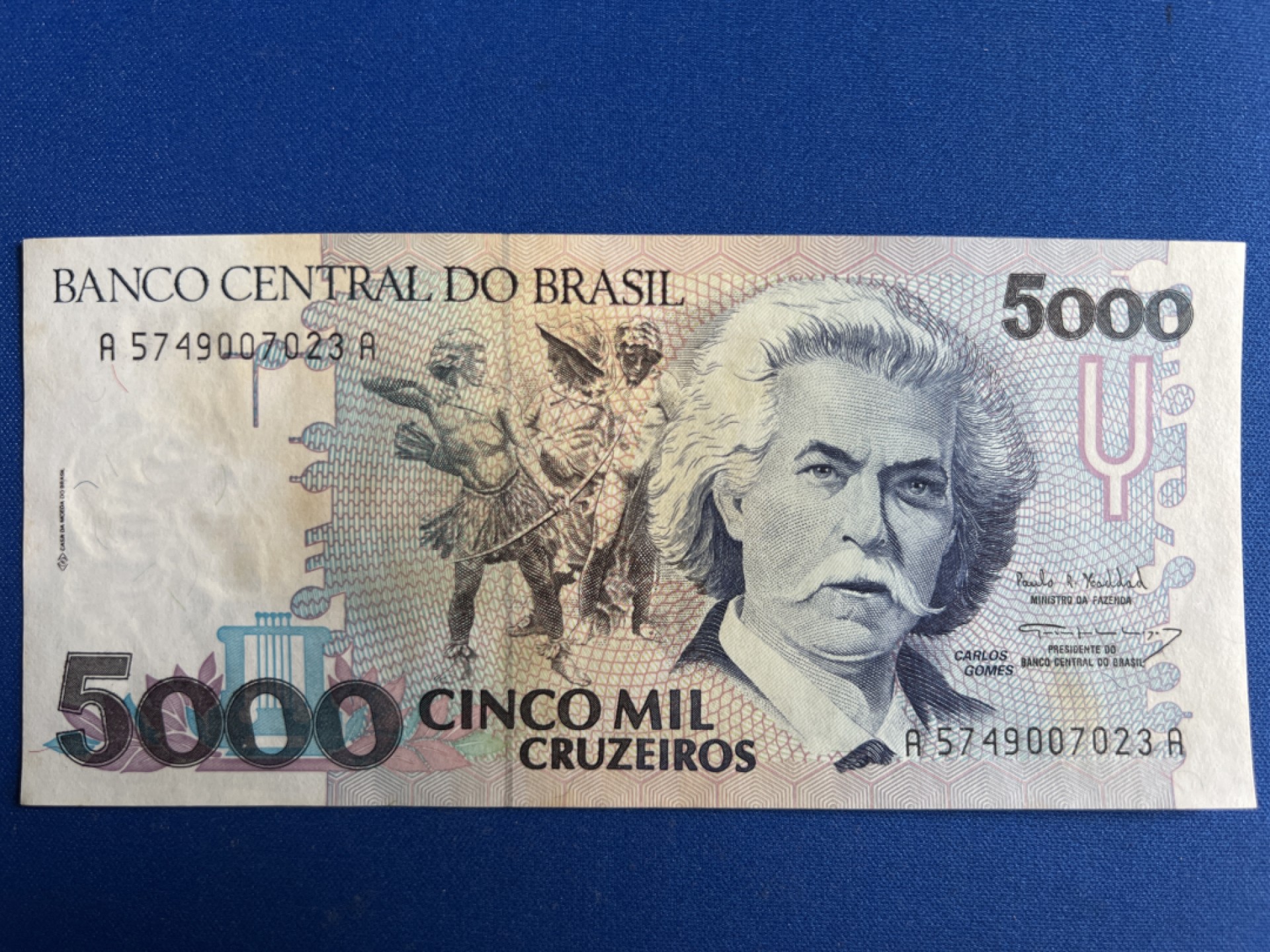 泡泡堂微拍第六十八幕纸币捡漏可累计专场👿👿，零佣金，零押金，累计满二十元包邮，接受代拍业务 巴西5000克鲁塞罗