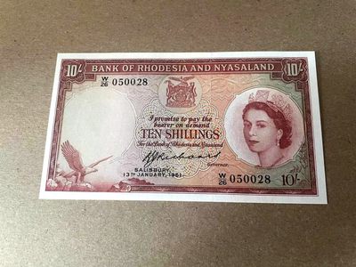 【Blue Auction】✨世界纸币精拍第294期——若泽一世国王 - 【无47】罗德西亚和尼亚萨兰 1961年10先令 大冠女王 BWC雕刻非常精美 UNC- 有荧光