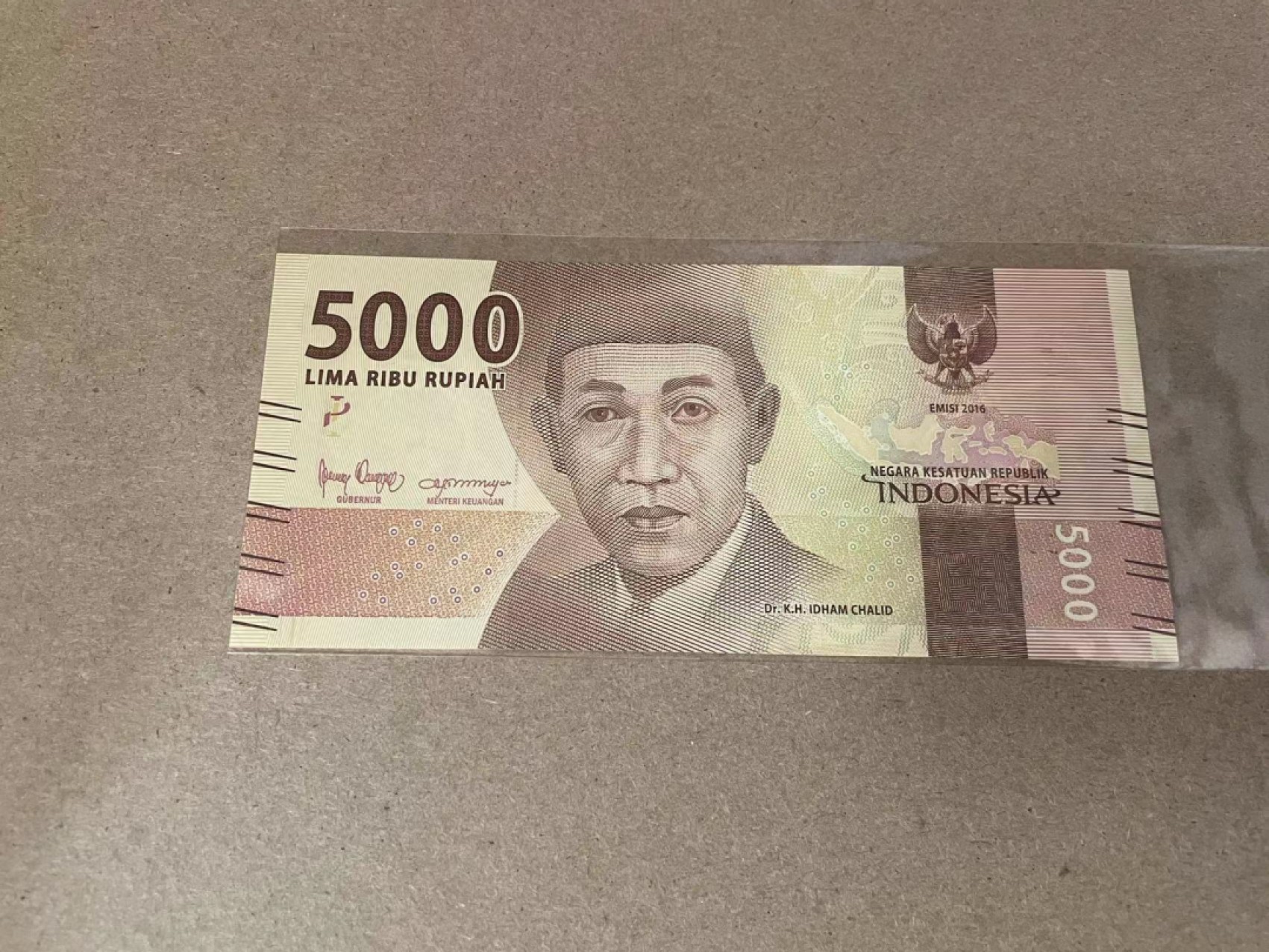 【Blue Auction】✨世界纸币精拍第294期——若泽一世国王 【全同8】印尼 2016年5000卢比 全新UNC