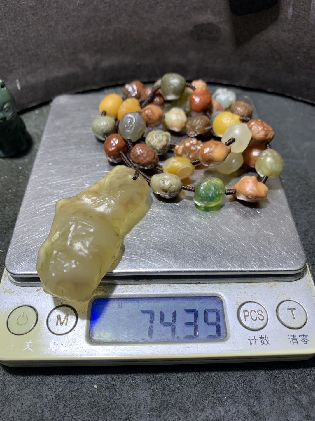 精美戈壁多彩筋脉石冰透大吊坠项链一条！
