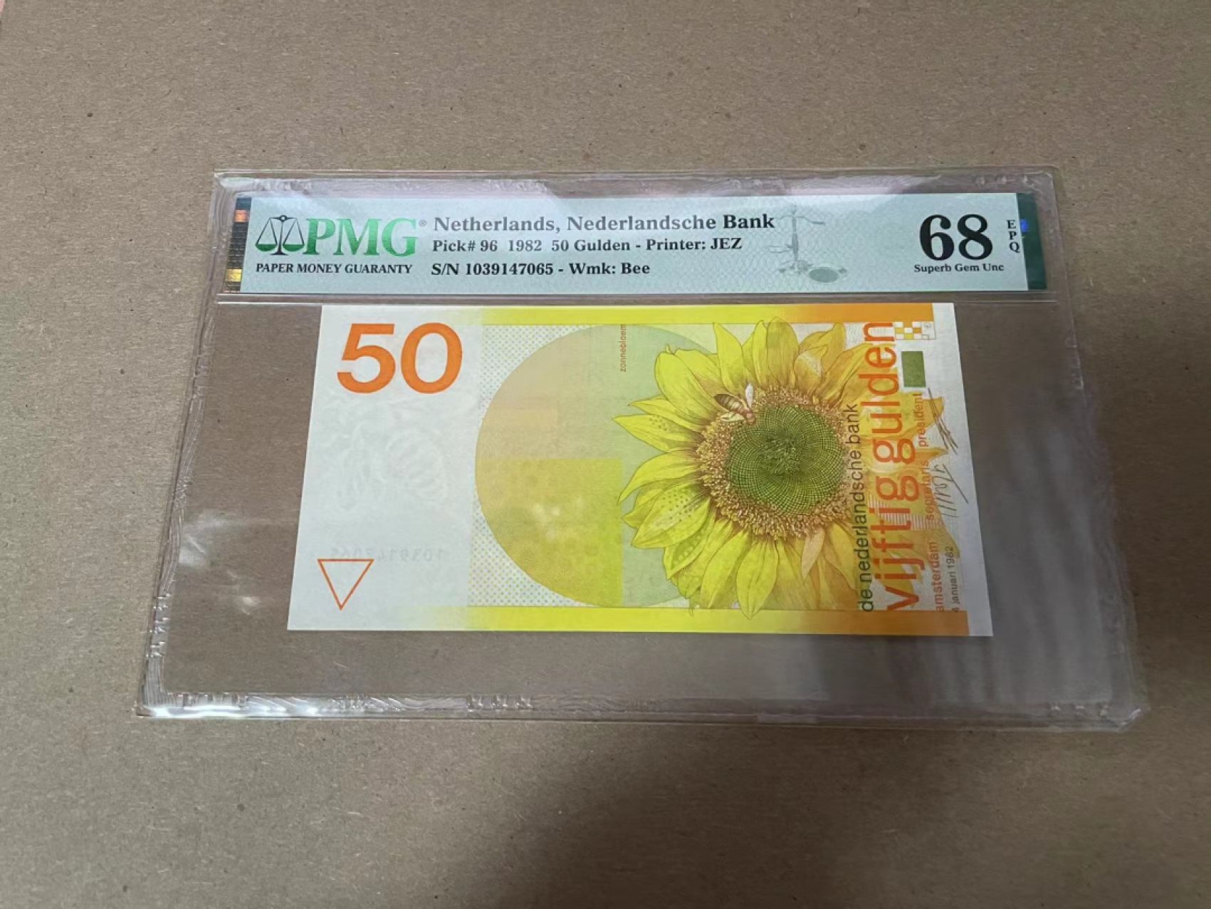 【Blue Auction】✨世界纸币精拍第294期——若泽一世国王 荷兰 1982年50盾 经典向日葵 PMG68EPQ 高分