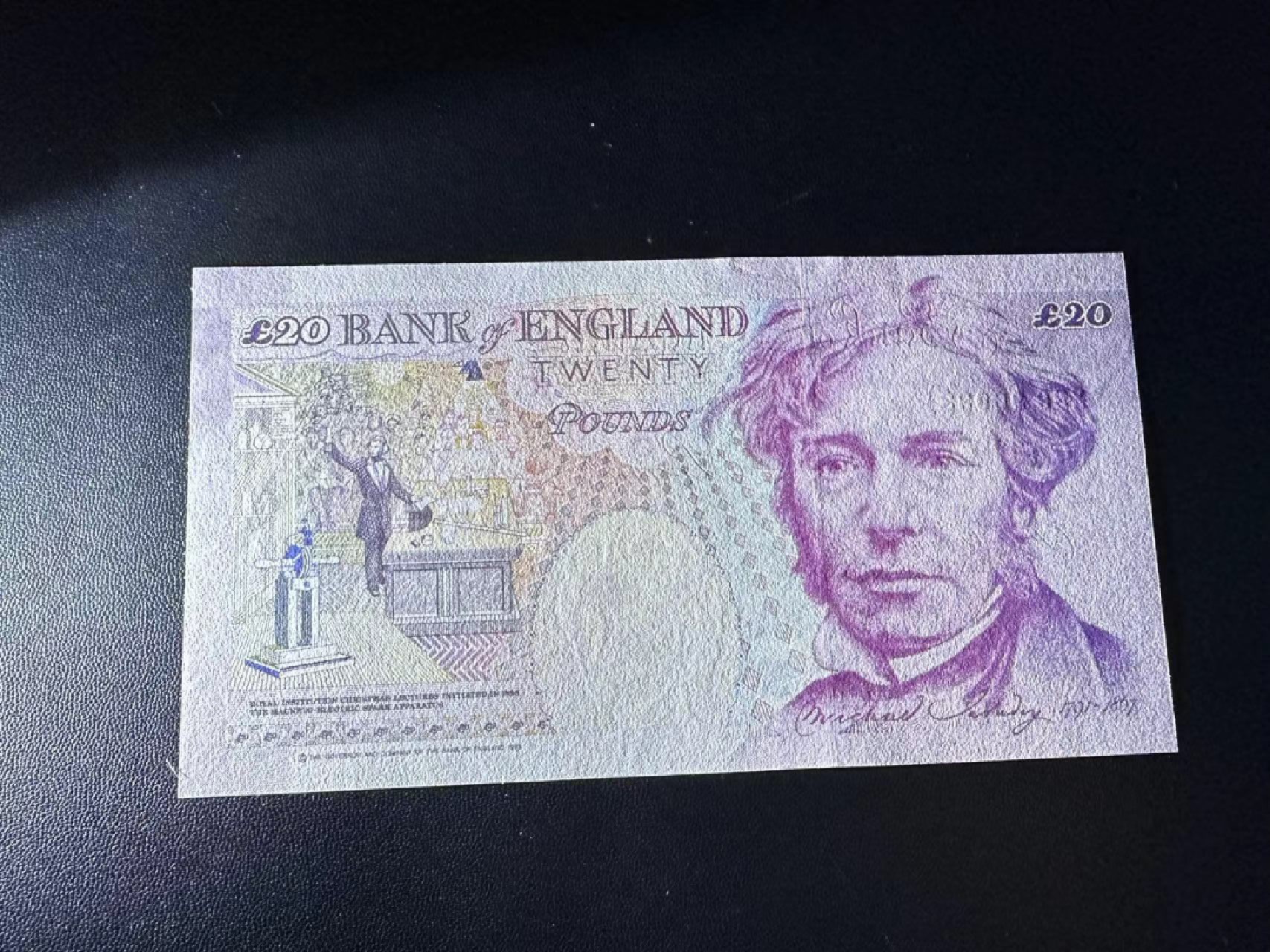 《外钞收藏家》第二百四十四期 连拍场二 英国E序列20镑 全新UNC 无47