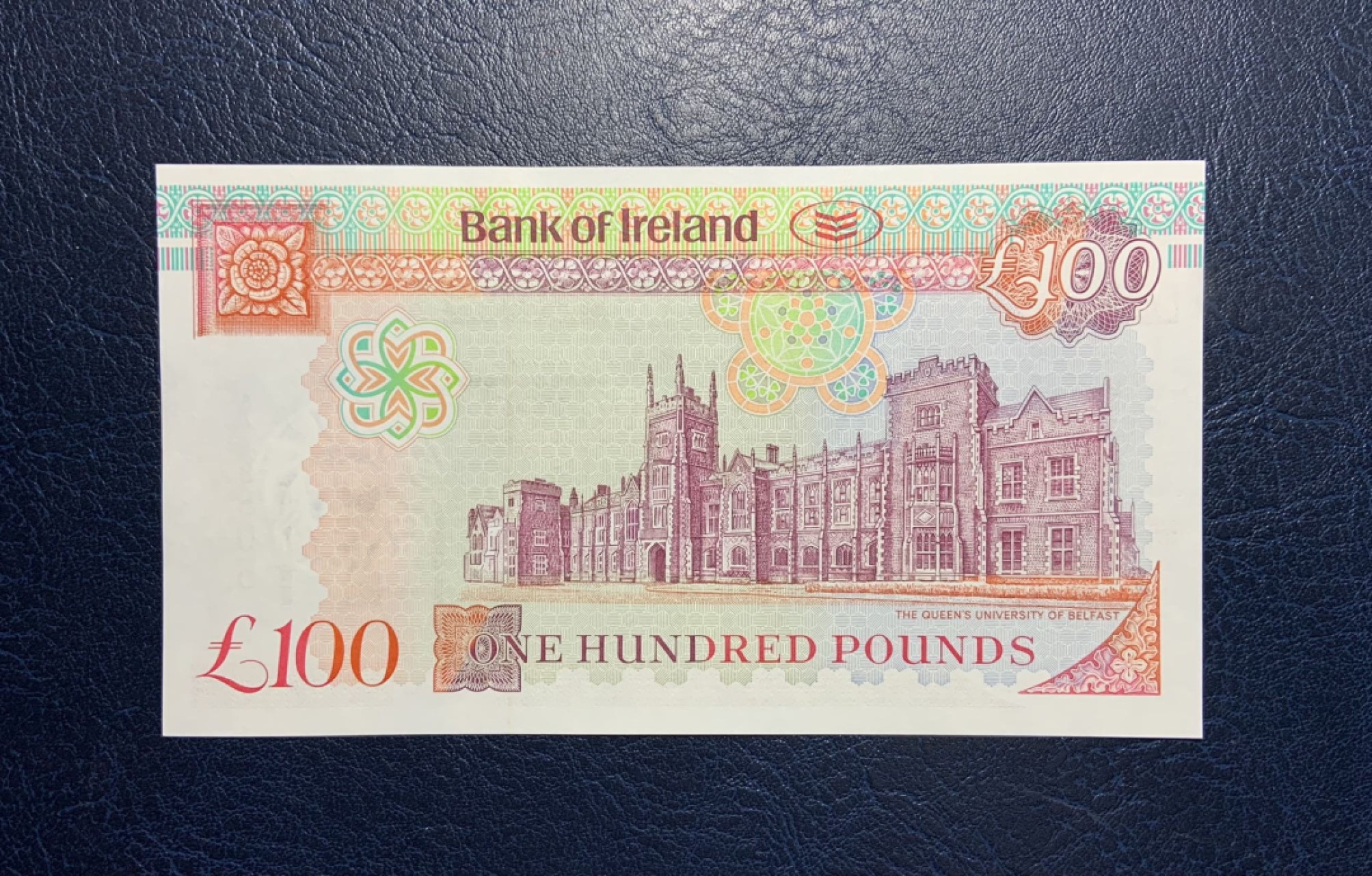 收藏联盟Quantum Auction 第235期拍卖 北爱尔兰2005年100镑 品相全新UNC 首发AA冠 贝尔法斯特女王大学