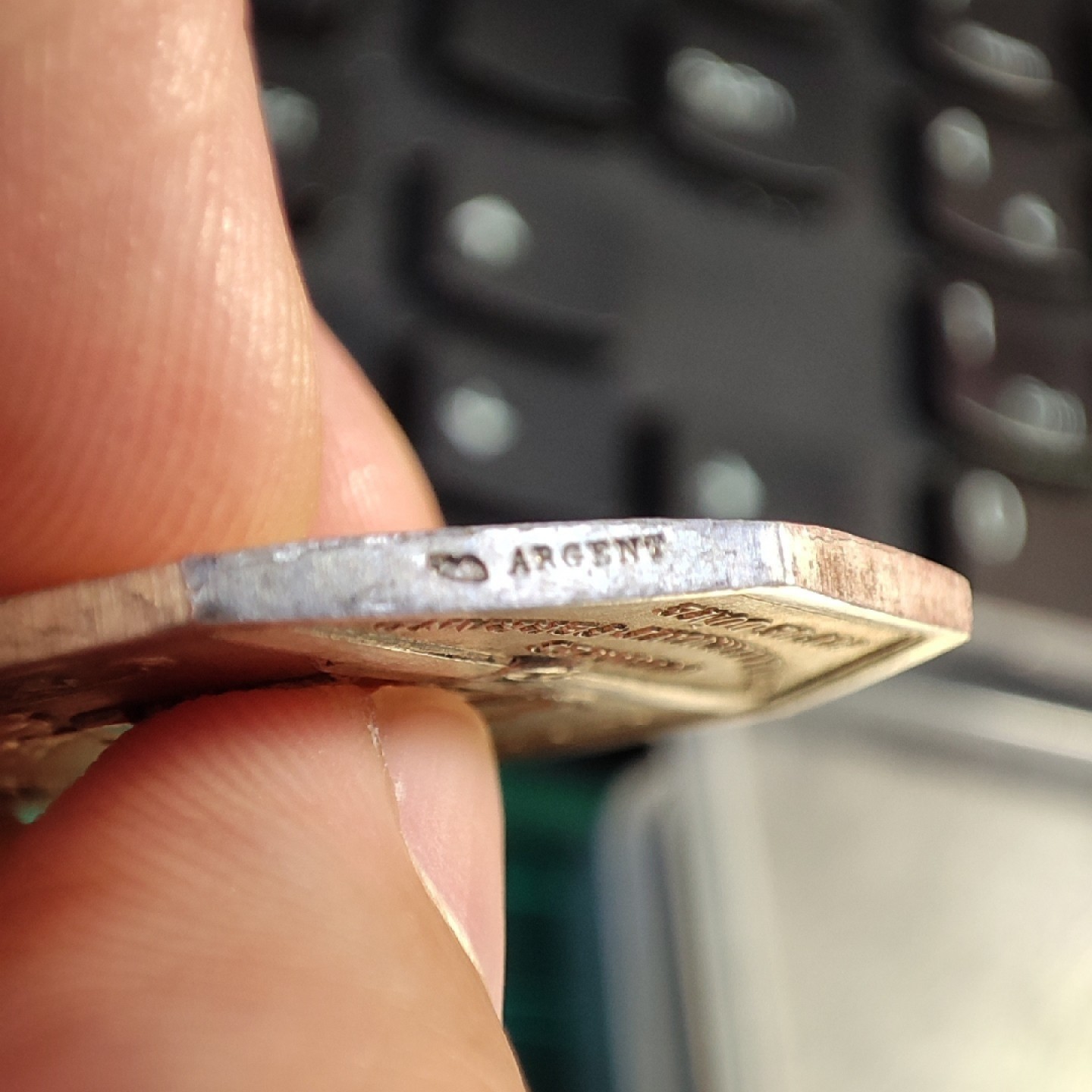 二月章牌清仓会 周五晚自动结拍 法国八角银章少见品种