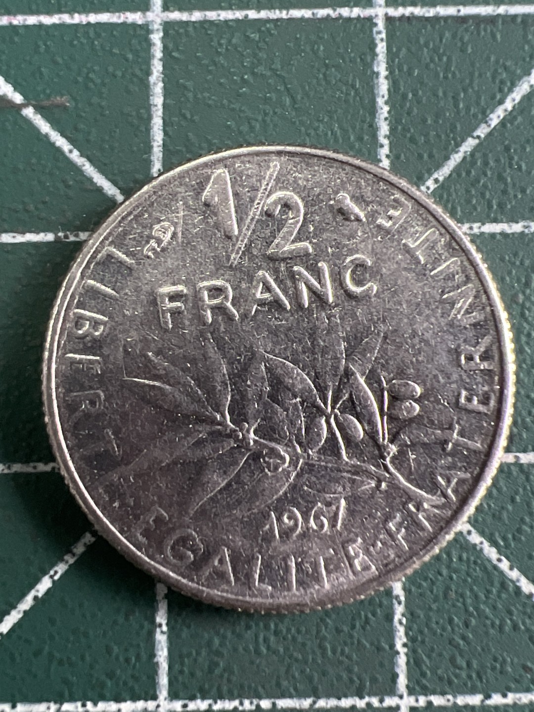 泡泡堂第232期  世界硬币 （无押金，无佣金，捡漏，全场20包邮，偏远地区除外） 法国二分之一法