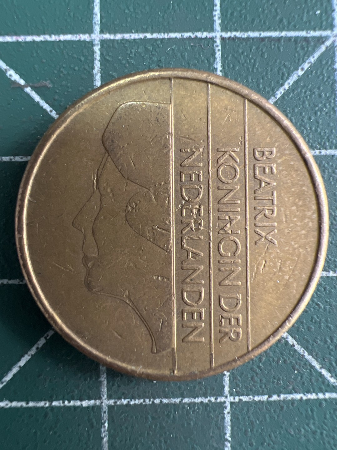 泡泡堂微拍第六十九幕硬币捡漏可累计专场👿👿，零佣金，零押金，累计满二十元包邮，接受代拍业务 荷兰5盾