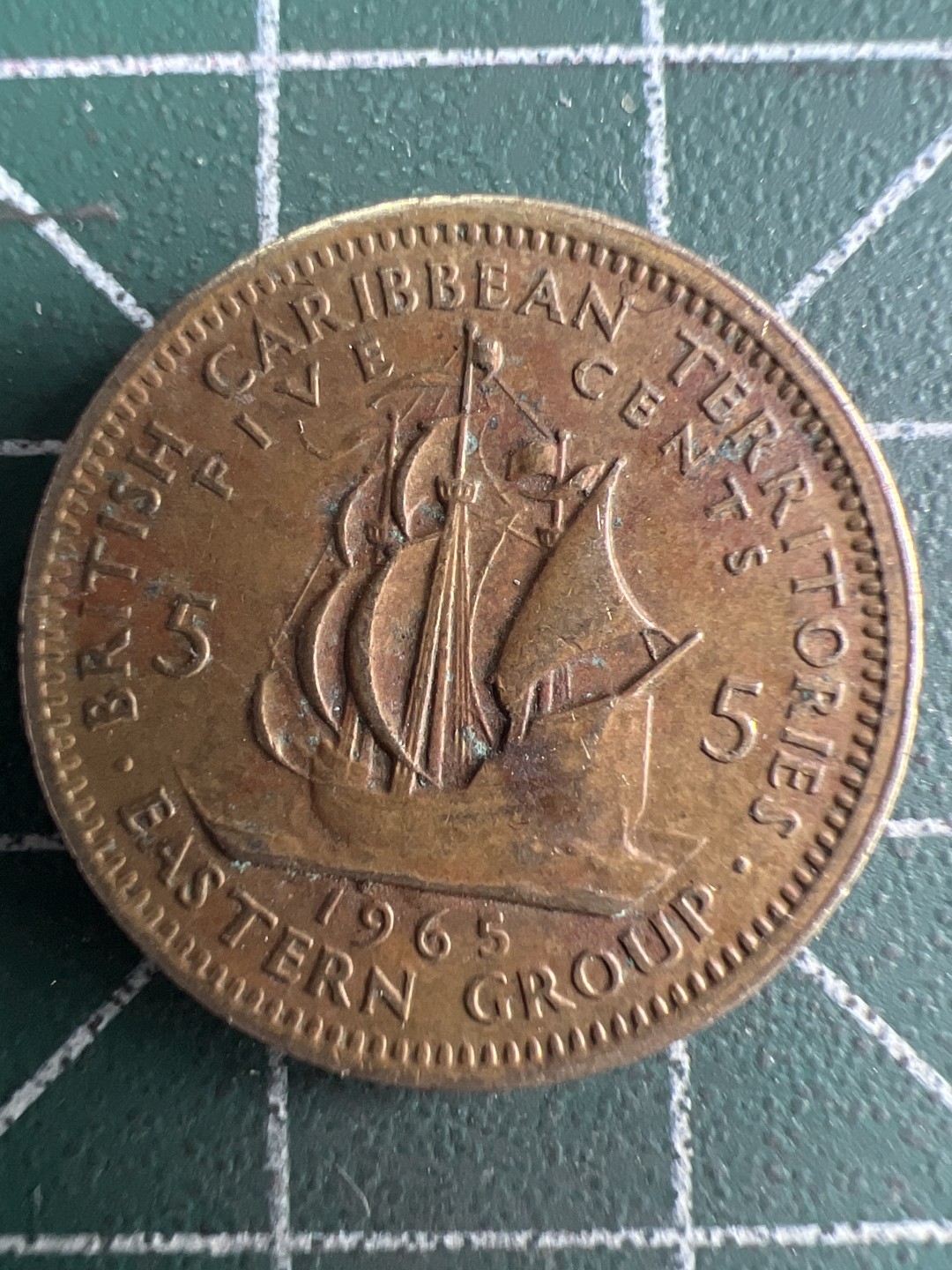 泡泡堂微拍第七十幕硬币捡漏可累计专场👿👿，零佣金，零押金，累计满二十元包邮，接受代拍业务 东加帆船五分