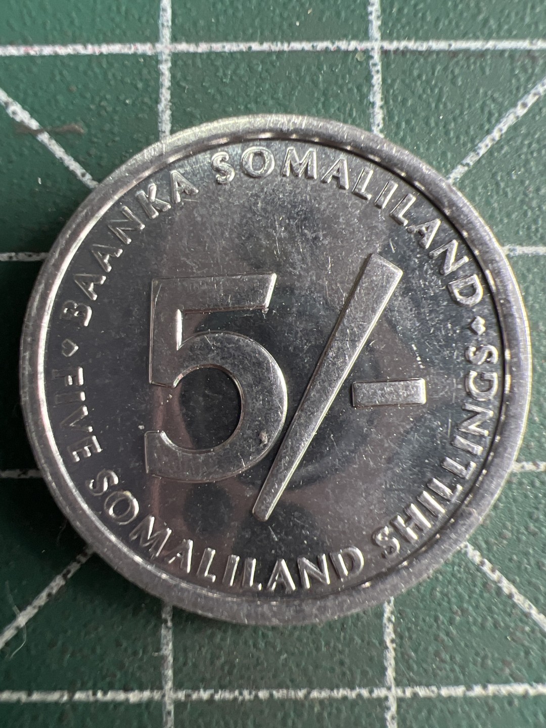 泡泡堂微拍第128幕硬币捡漏可累计专场👿👿，累计满二十元包邮，接受代拍业务 索马里兰五分