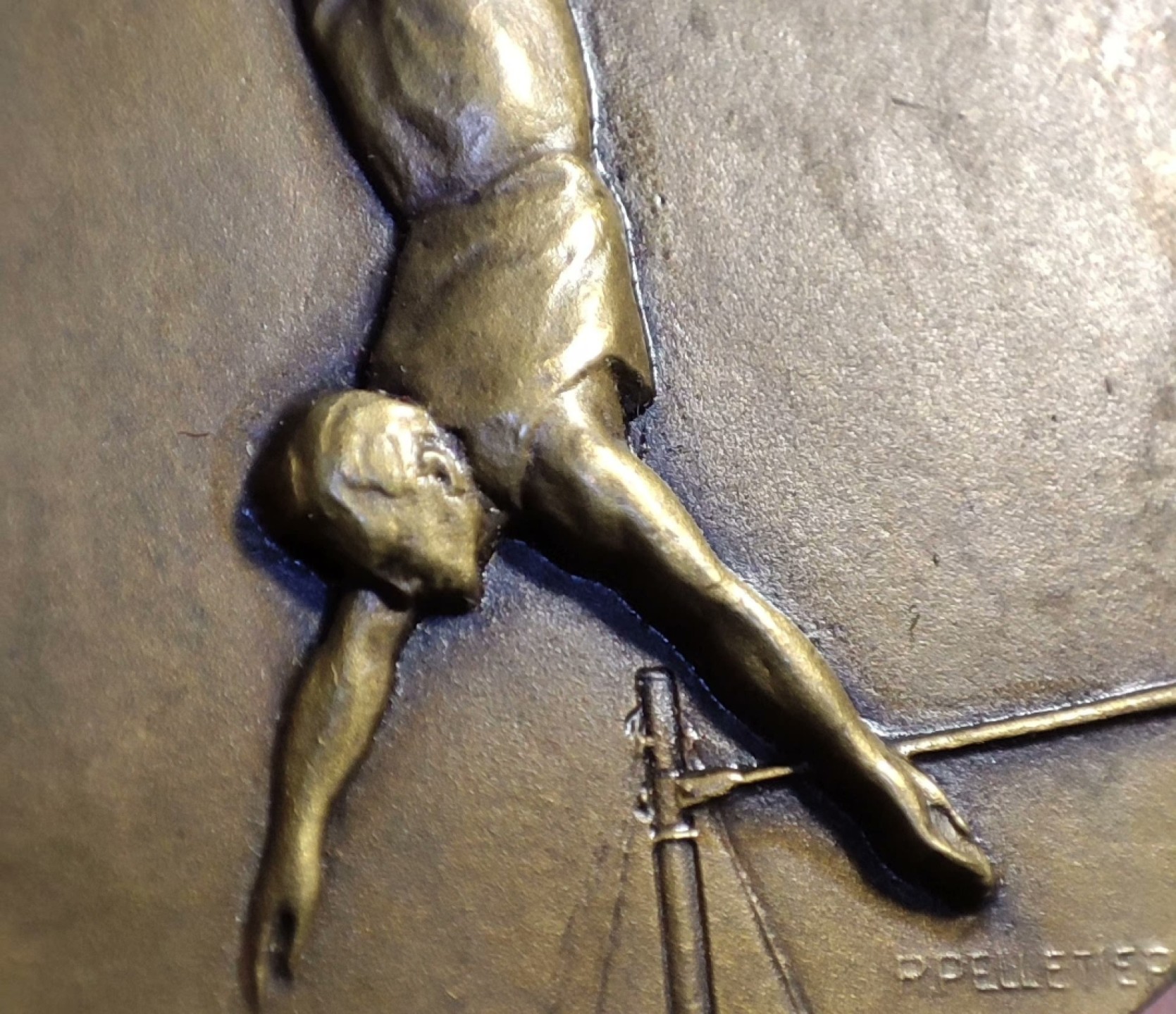 二月章牌清仓会 周五晚自动结拍 法国原盒体操运动纪念铜章