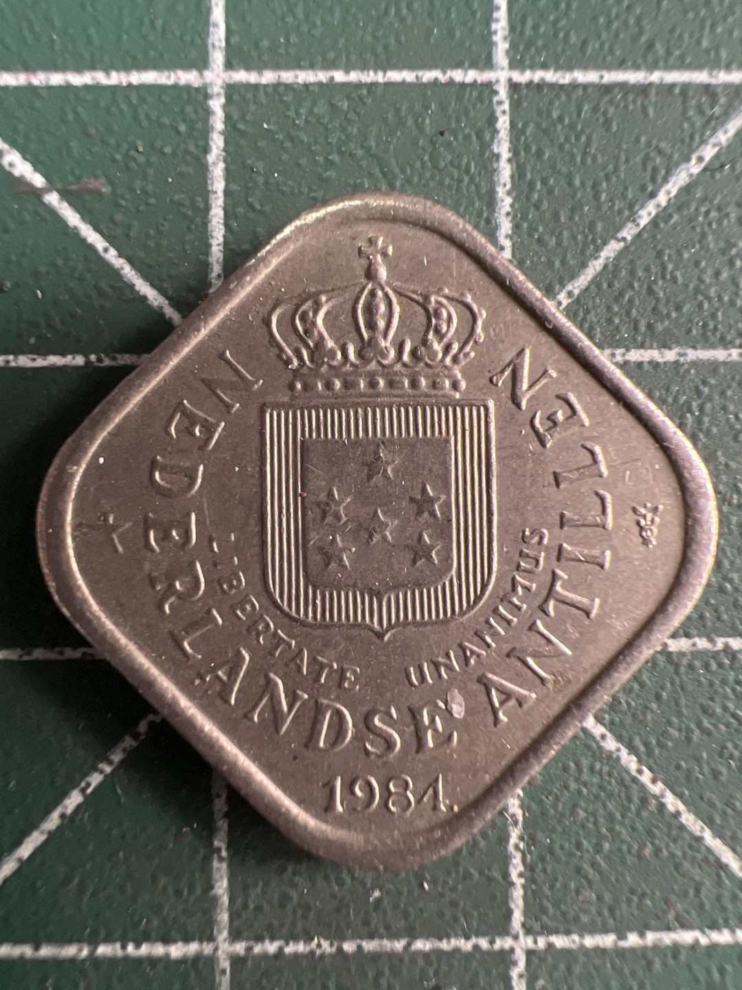 泡泡堂微拍第六十九幕硬币捡漏可累计专场👿👿，零佣金，零押金，累计满二十元包邮，接受代拍业务 荷属安德列斯五分