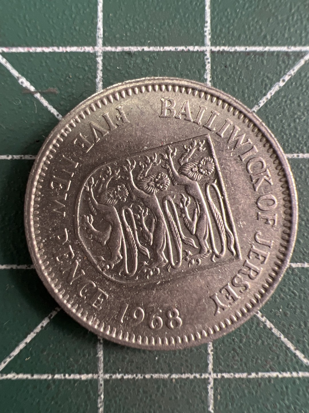 泡泡堂微拍第六十九幕硬币捡漏可累计专场👿👿，零佣金，零押金，累计满二十元包邮，接受代拍业务 泽西岛十便士