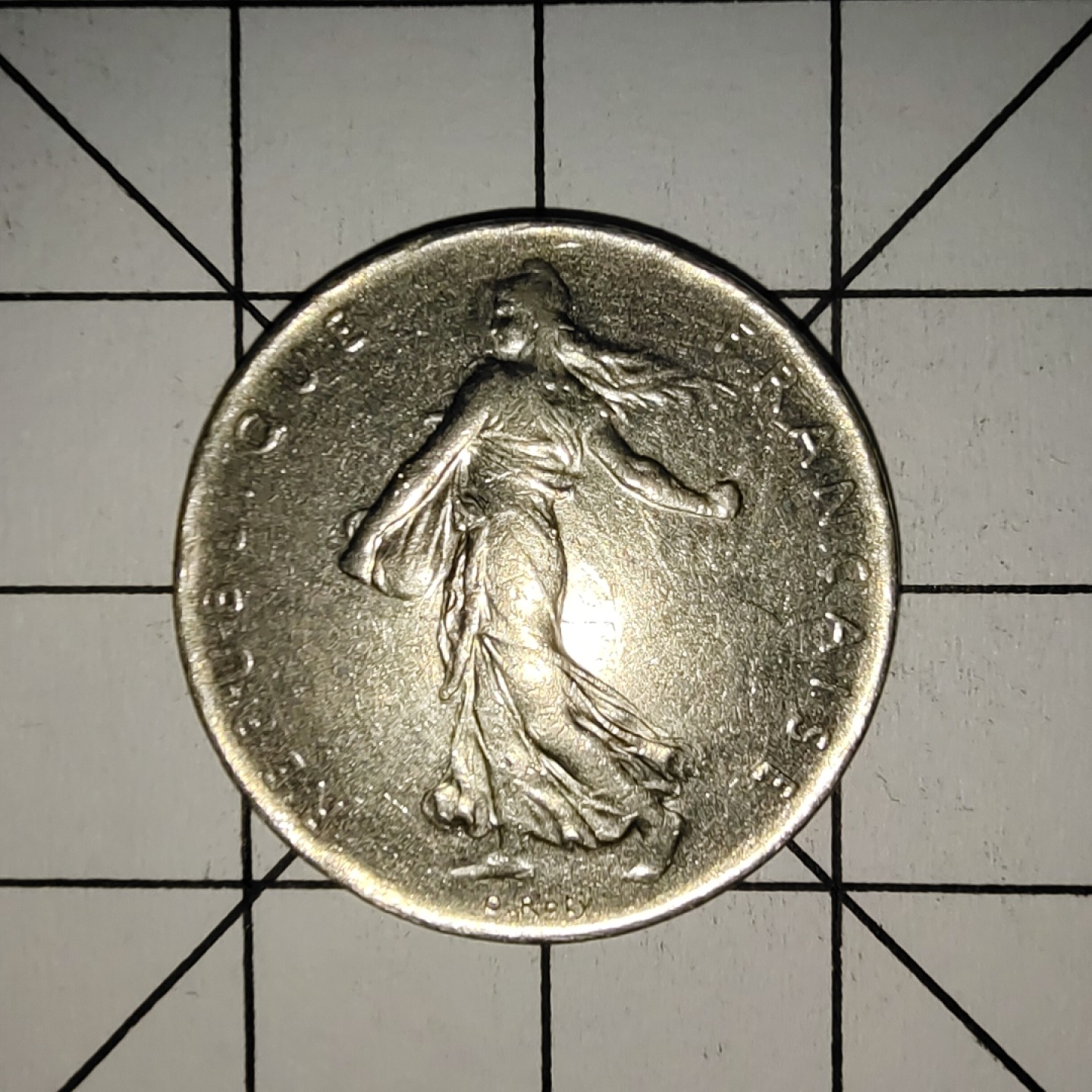 收藏之家世界硬币第11期(满20包邮，可多场累计。捡漏，无押金，无佣金) 法国1法郎1977年