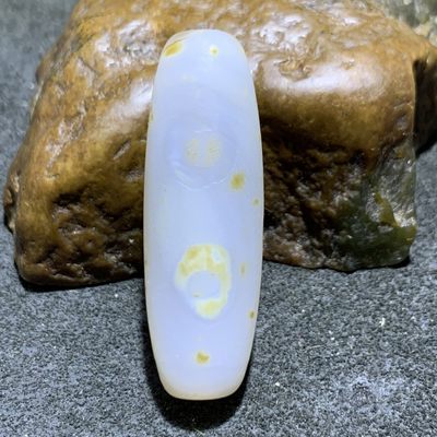 放福利，精美风化纹白玛瑙桶珠一颗， - 放福利，精美风化纹白玛瑙桶珠一颗，