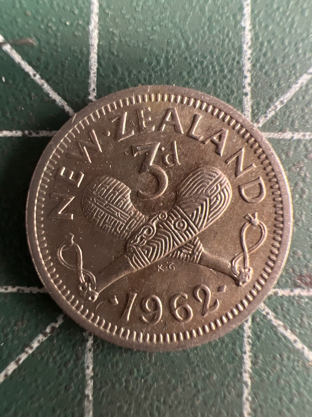 泡泡堂微拍第七十幕硬币捡漏可累计专场👿👿，零佣金，零押金，累计满二十元包邮，接受代拍业务 新西兰3便士银币