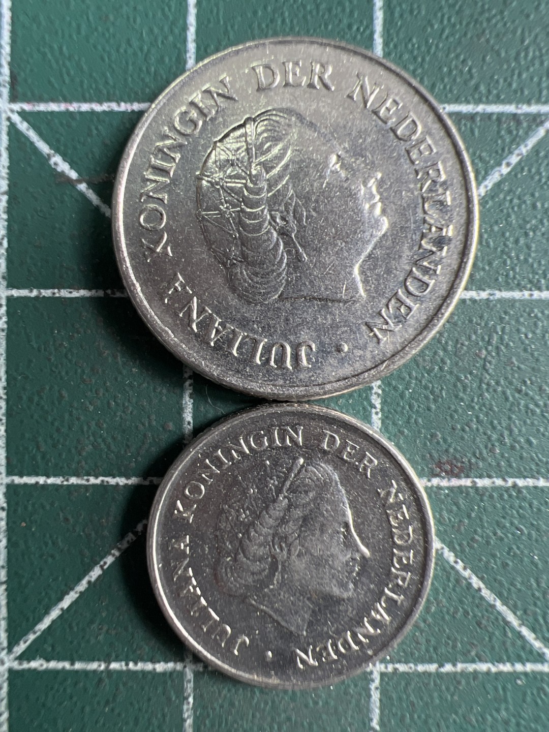 泡泡堂第231期  世界硬币 （无押金，无佣金，捡漏，全场20包邮，偏远地区除外） 荷兰一对