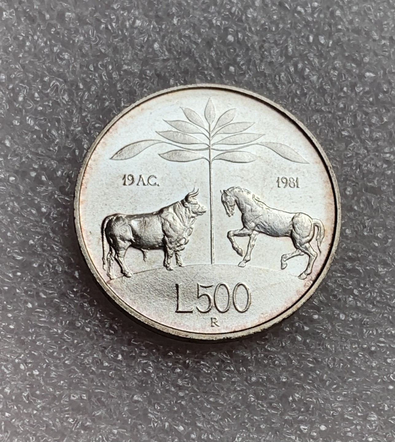 瓶子🏺第80期拍卖会 意大利1981年维吉尔逝世200周年500里拉纪念银币