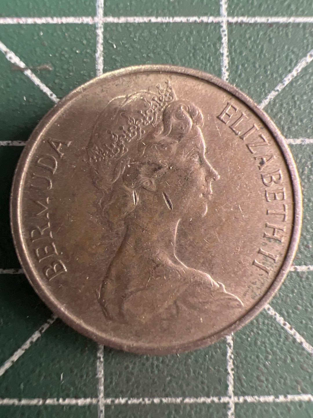 泡泡堂微拍第192幕硬币捡漏可累计专场👿👿，累计满二十元包邮，接受代拍业务 百慕大五分