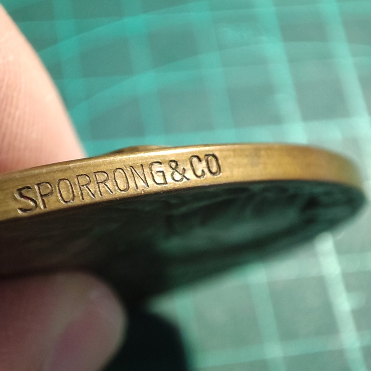 二月章牌清仓会 周五晚自动结拍 1938瑞典工程师大铜章