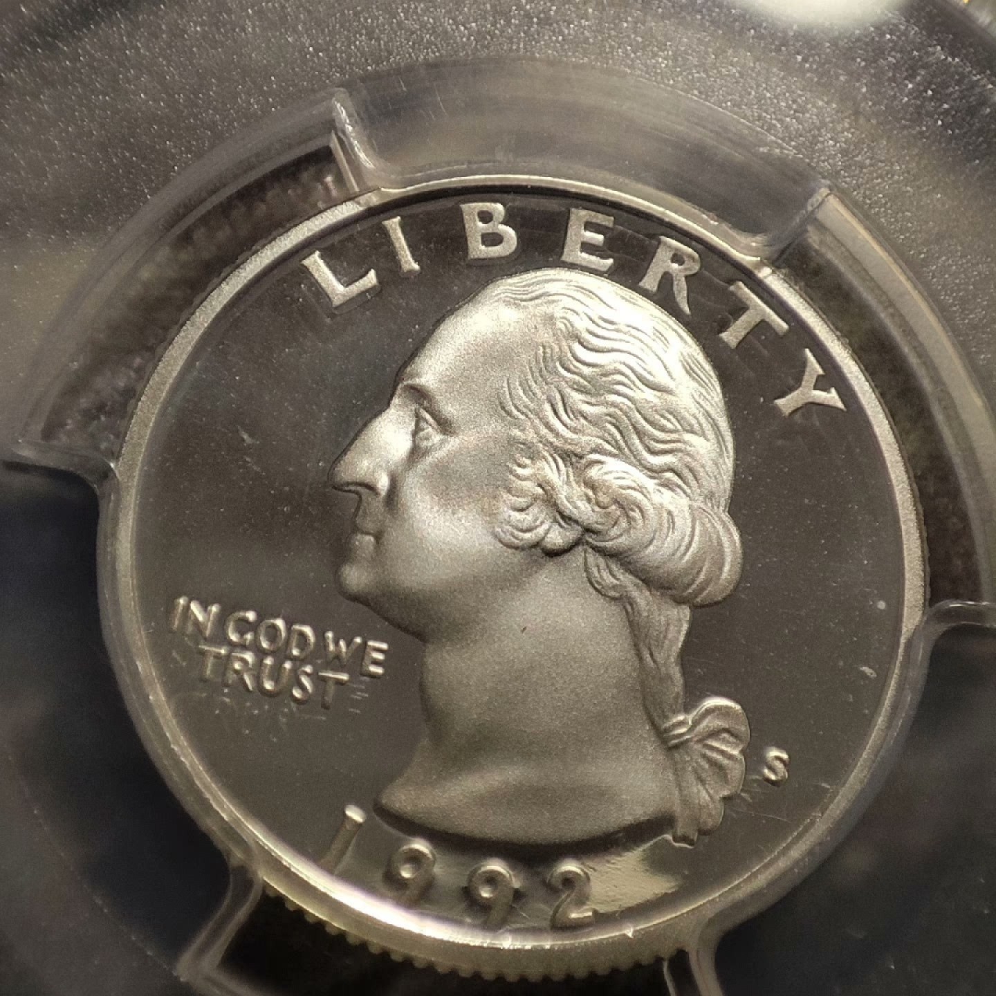 二月章牌清仓会 周五晚自动结拍 PCGS69分1992精制镜面银币华盛顿25分