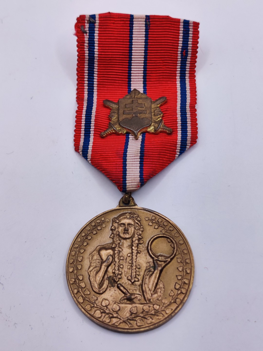 全场0元起拍 第33期 咸鱼国勋章拍卖专场 2月26日（周日）下午6：00开始 捷克斯洛伐克忠诚守卫奖章+