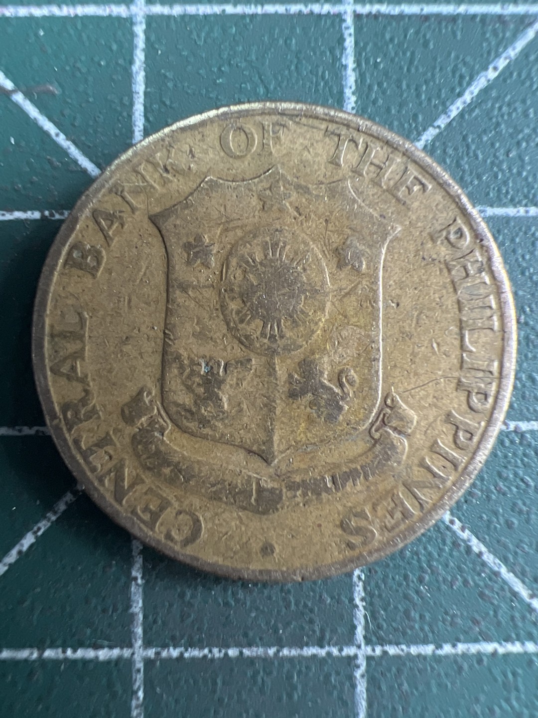 泡泡堂微拍第七十幕硬币捡漏可累计专场👿👿，零佣金，零押金，累计满二十元包邮，接受代拍业务 菲律宾五分