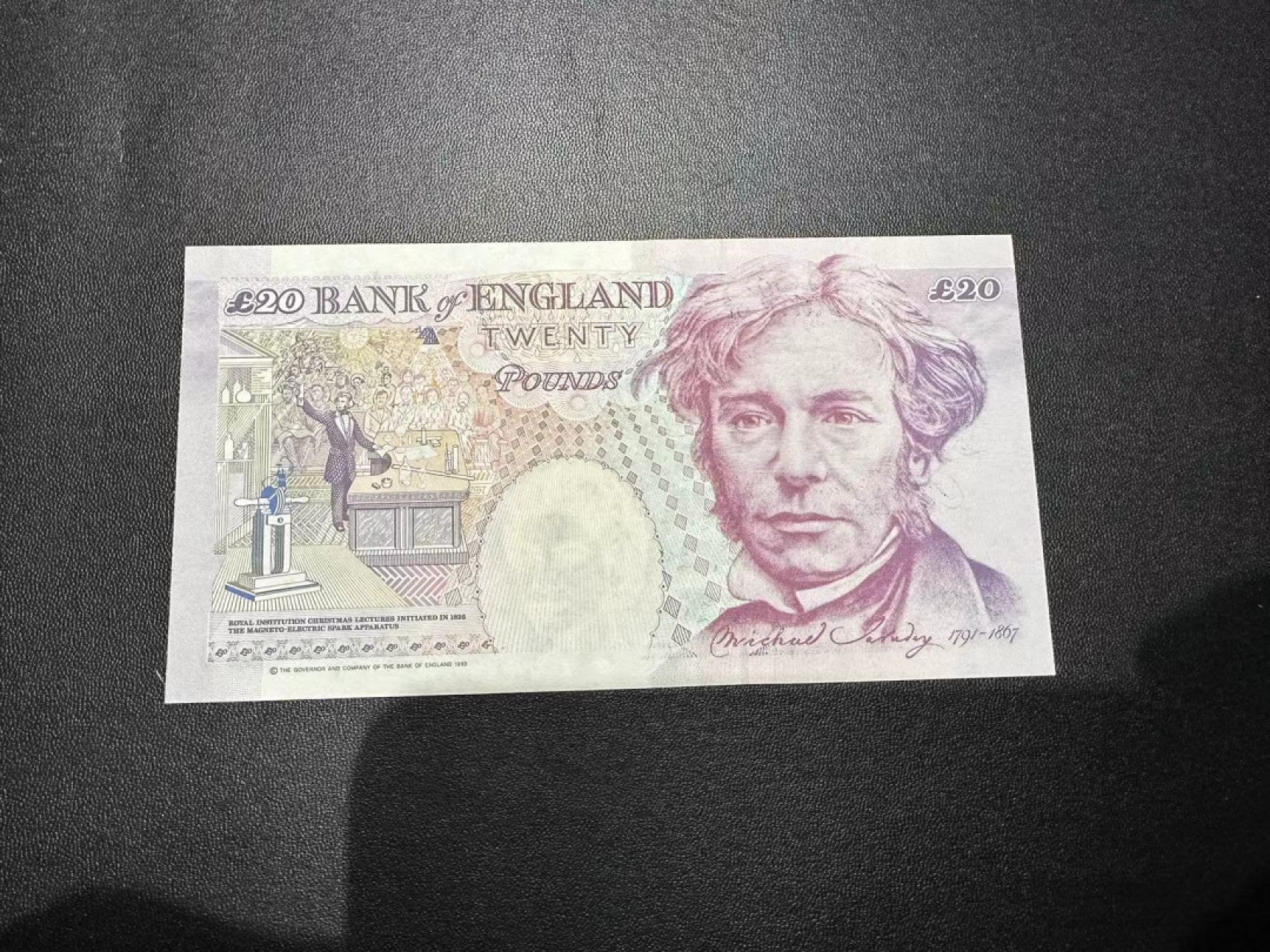 《外钞收藏家》第二百四十四期 连拍场二 英国E序列20镑 全新UNC 无47