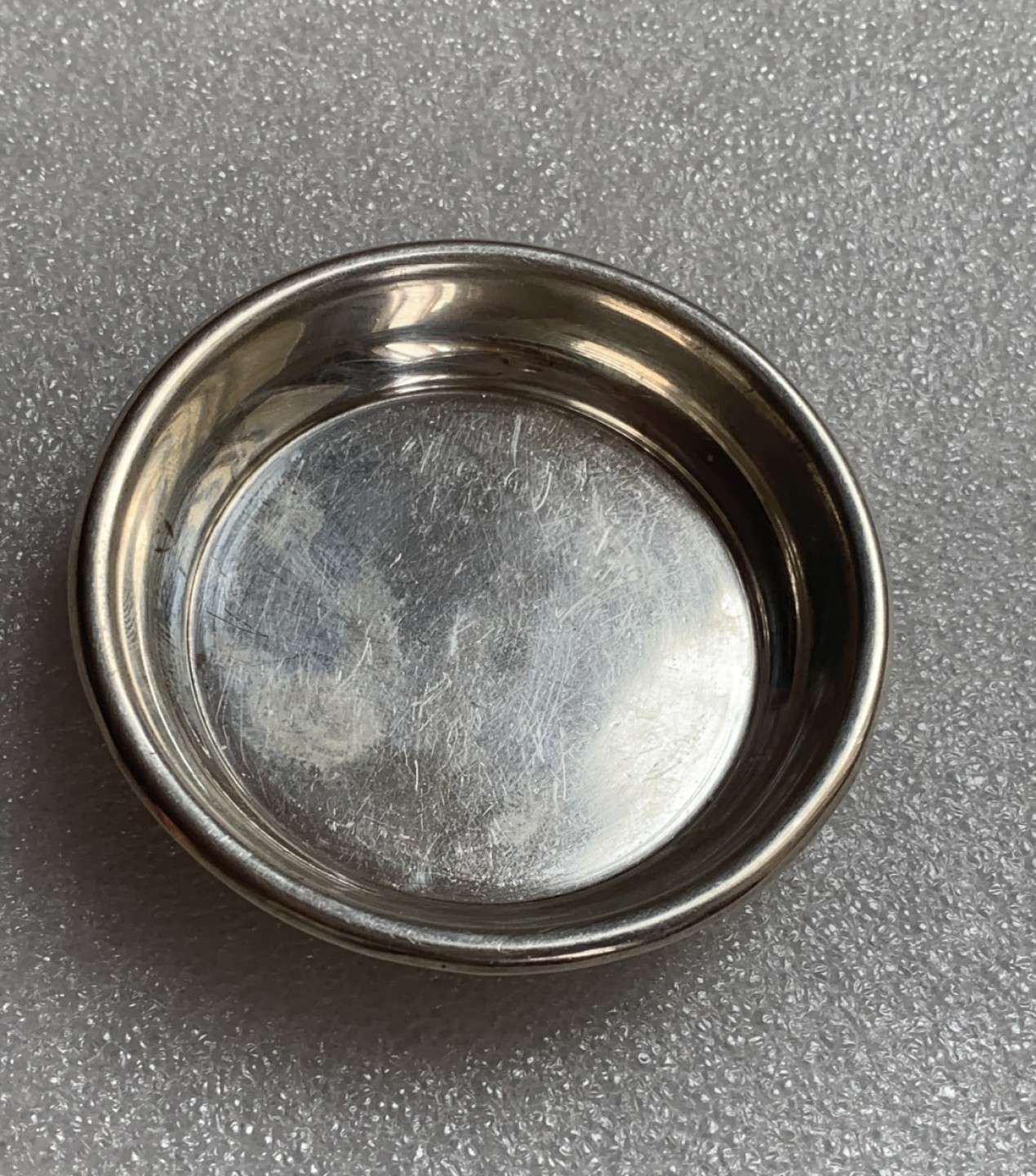 瓶子🏺第80期拍卖会 银质小碟68毫米（口）50毫米（底）30.45克