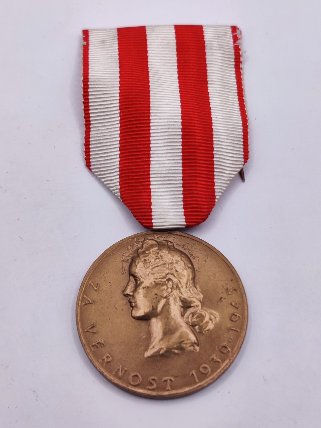 全场0元起拍 第33期 咸鱼国勋章拍卖专场 2月26日（周日）下午6：00开始 捷克斯洛伐克二战忠诚奖章+