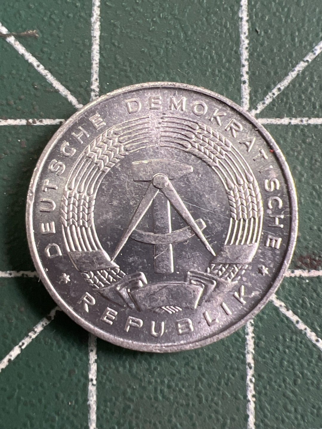 泡泡堂第232期  世界硬币 （无押金，无佣金，捡漏，全场20包邮，偏远地区除外） 东德一芬尼