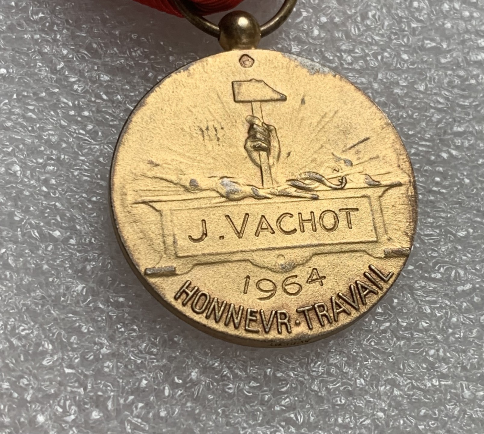 瓶子🏺第80期拍卖会 法国1964年镀金银质奖章（银戳在背面上面）