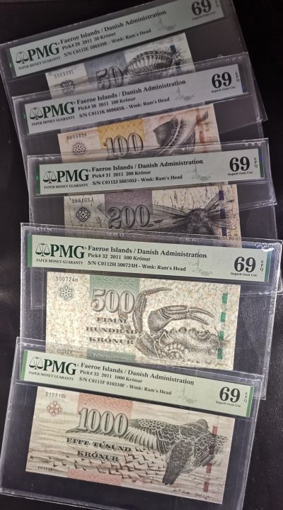 《张总收藏》91期——外币精品百拍 - (5张一组)法罗群岛2011年PMG69E超高亚军分大全套 号码不错 水墨风格 别具一格