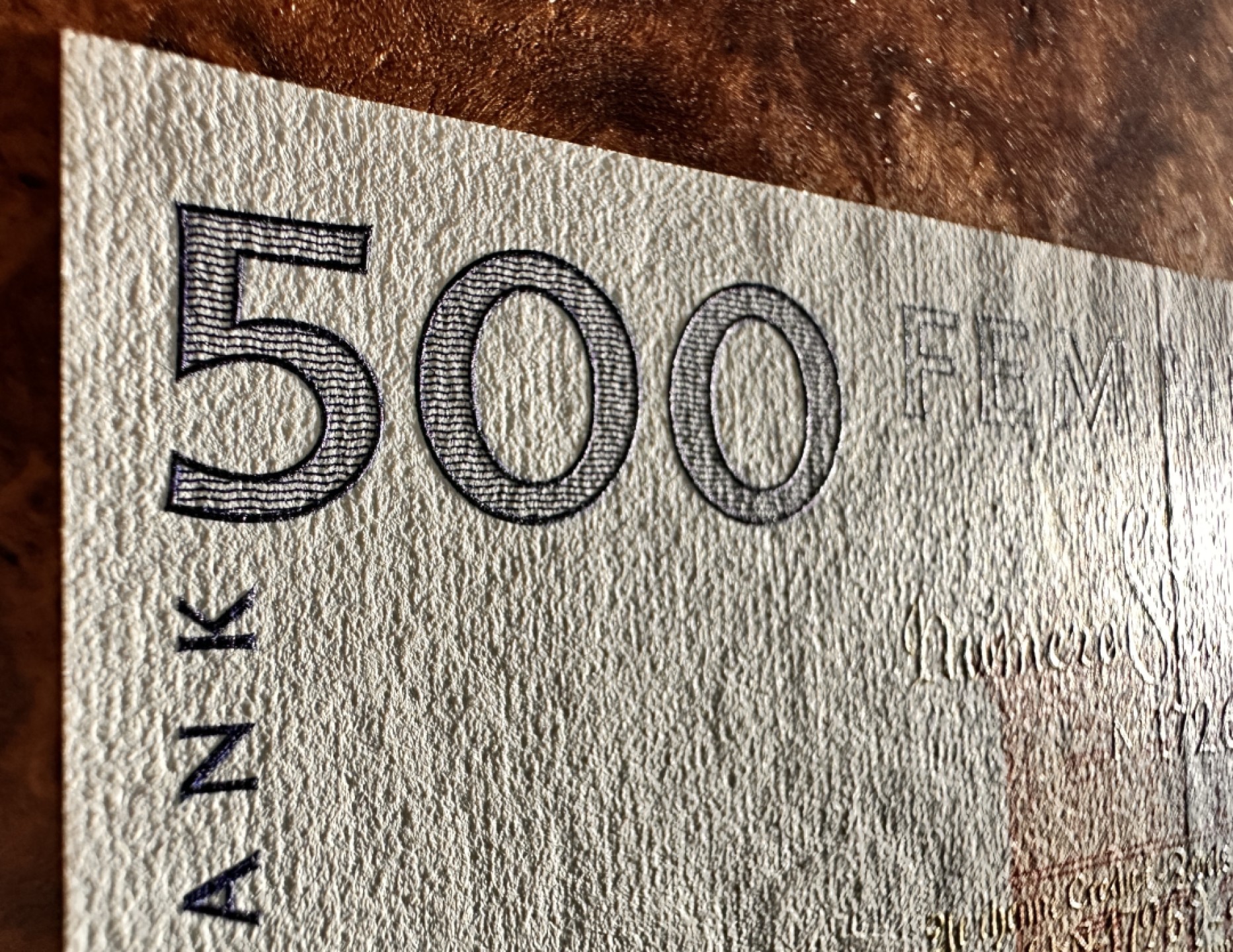 Chase Auction 第18期 - - 外钞、民国钞和人民币混合场！ 瑞典500克朗，蓝卡尔一张，品相如图，UNC-！