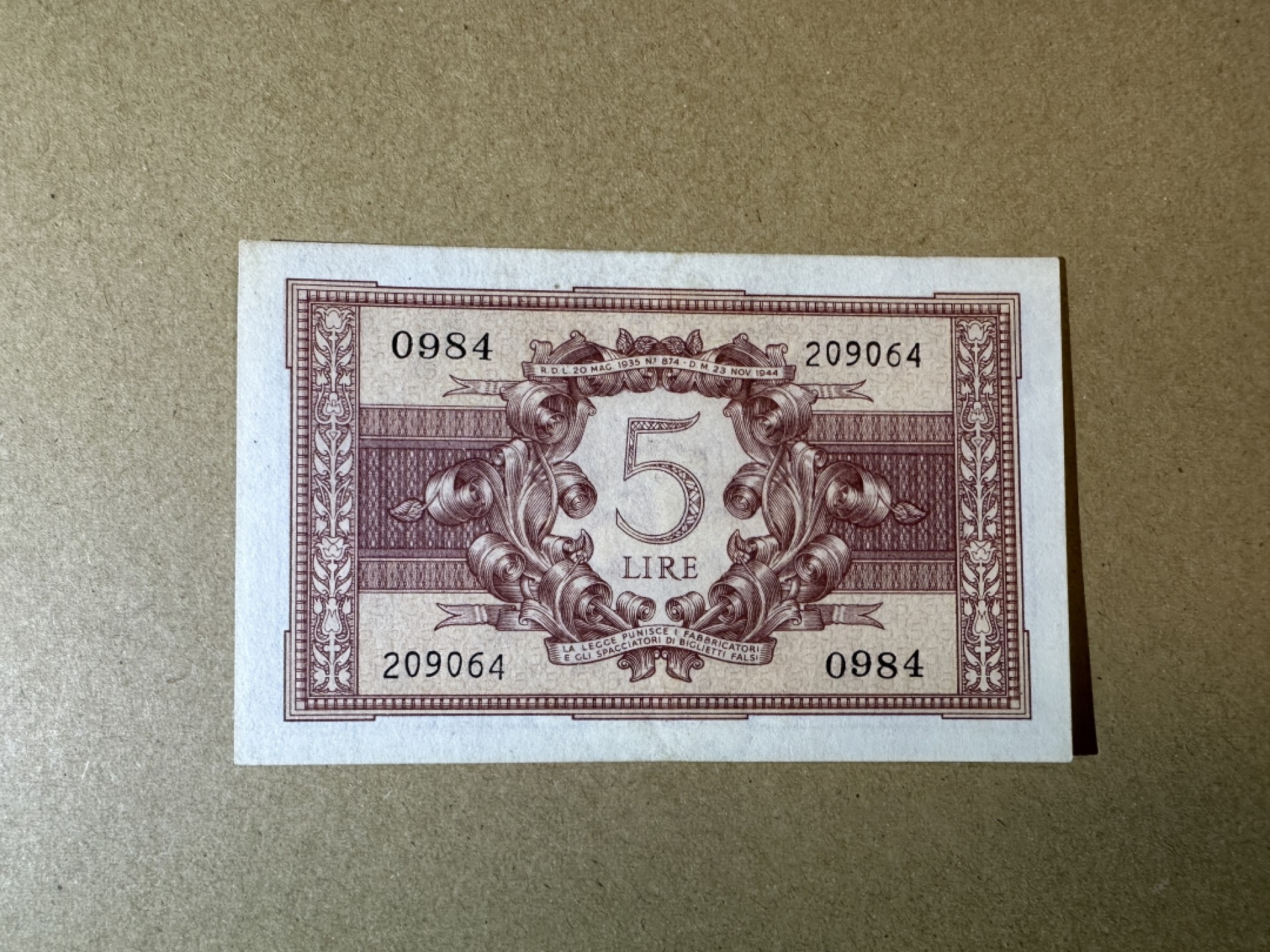 《张总收藏》91期——外币精品百拍 意大利5里拉 UNC 1944年老版本