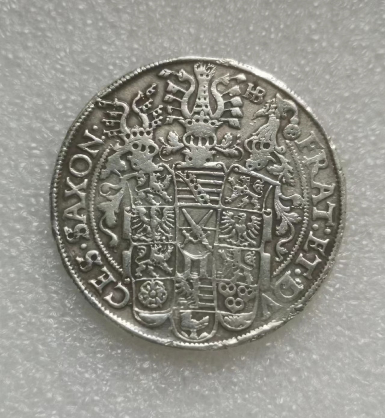 瓶子🏺第80期拍卖会 神圣罗马帝国 文艺复兴时期1593年 萨克森选帝侯 克里斯蒂安三兄弟大泰勒银币40毫米28.25克