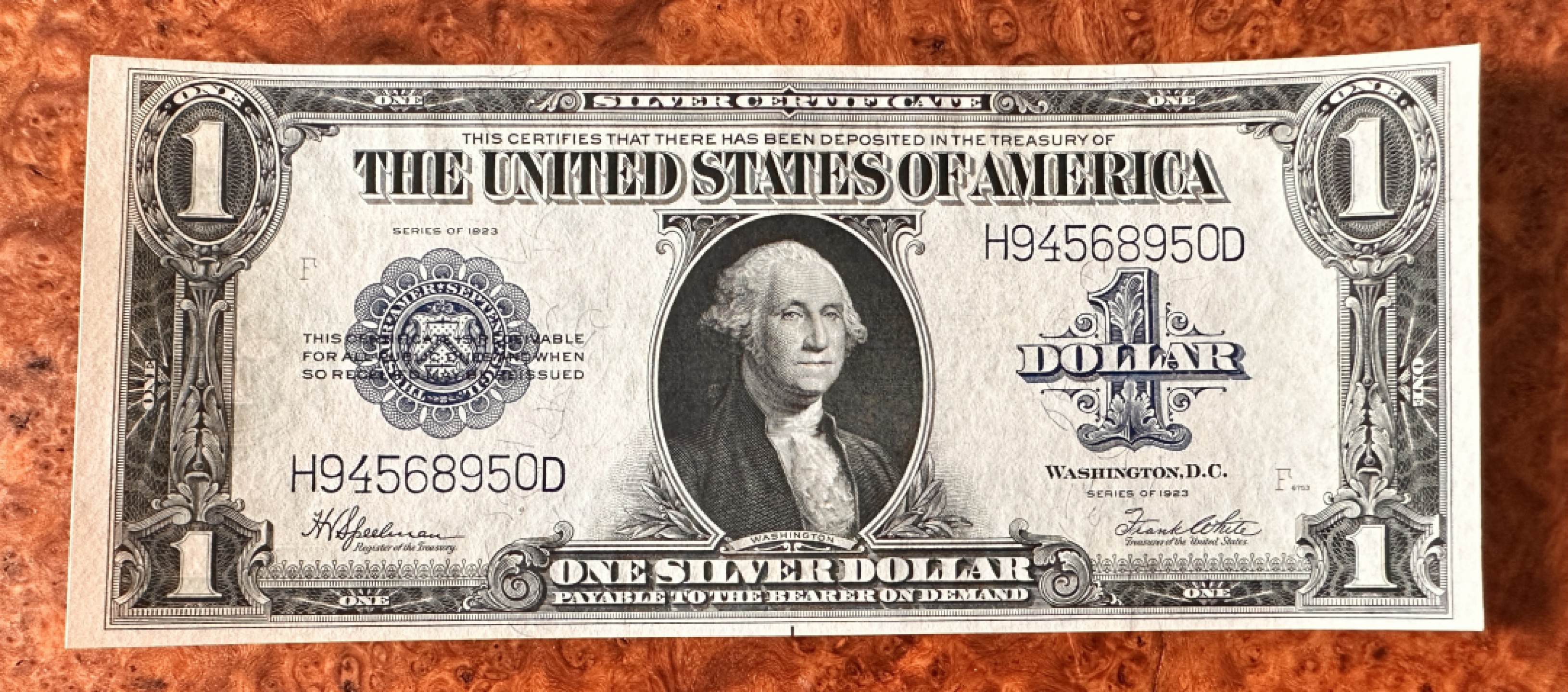 Chase Auction 第18期 - - 外钞、民国钞和人民币混合场！ 1923年美国1美元，大票幅，华盛顿头像，品相如图，UNC-！
