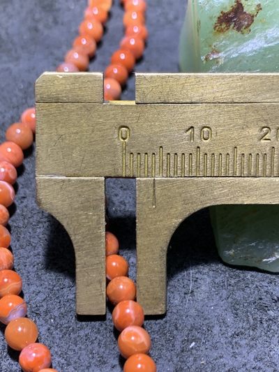 川料南红玛瑙多圈手串一条， 川料南红玛瑙多圈手串一条，