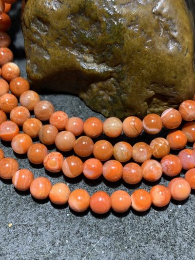 川料南红玛瑙多圈手串一条， 川料南红玛瑙多圈手串一条，