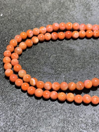 川料南红玛瑙多圈手串一条， 川料南红玛瑙多圈手串一条，