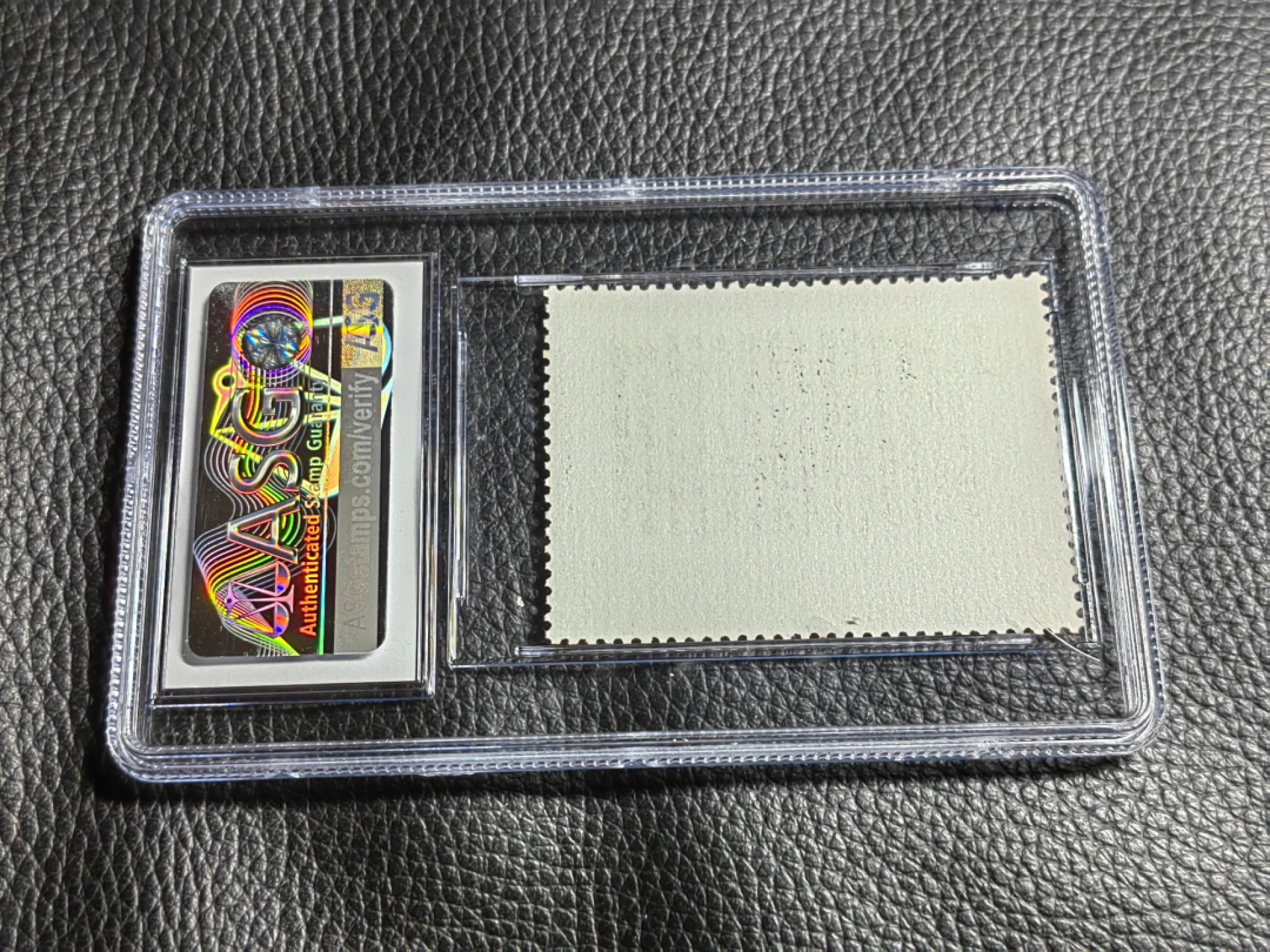 洪涛臻品批发群  精选邮票限时拍卖第一百九十六期 文7独立新  ASG85OG，文革精品大热门，玩文革绕不开的品种，最严格时期一次性出分，票状态一流，一手出分，壳子完好无划痕，85分超高性价比，书房必备，喜欢不要错过