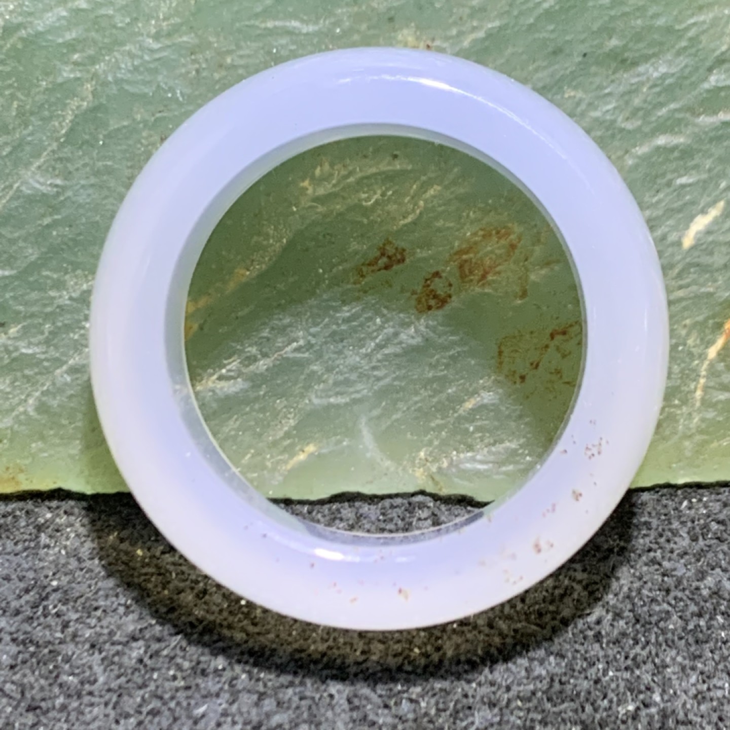 精美冰透水墨点荔枝冻高玉化玛瑙戒指一个