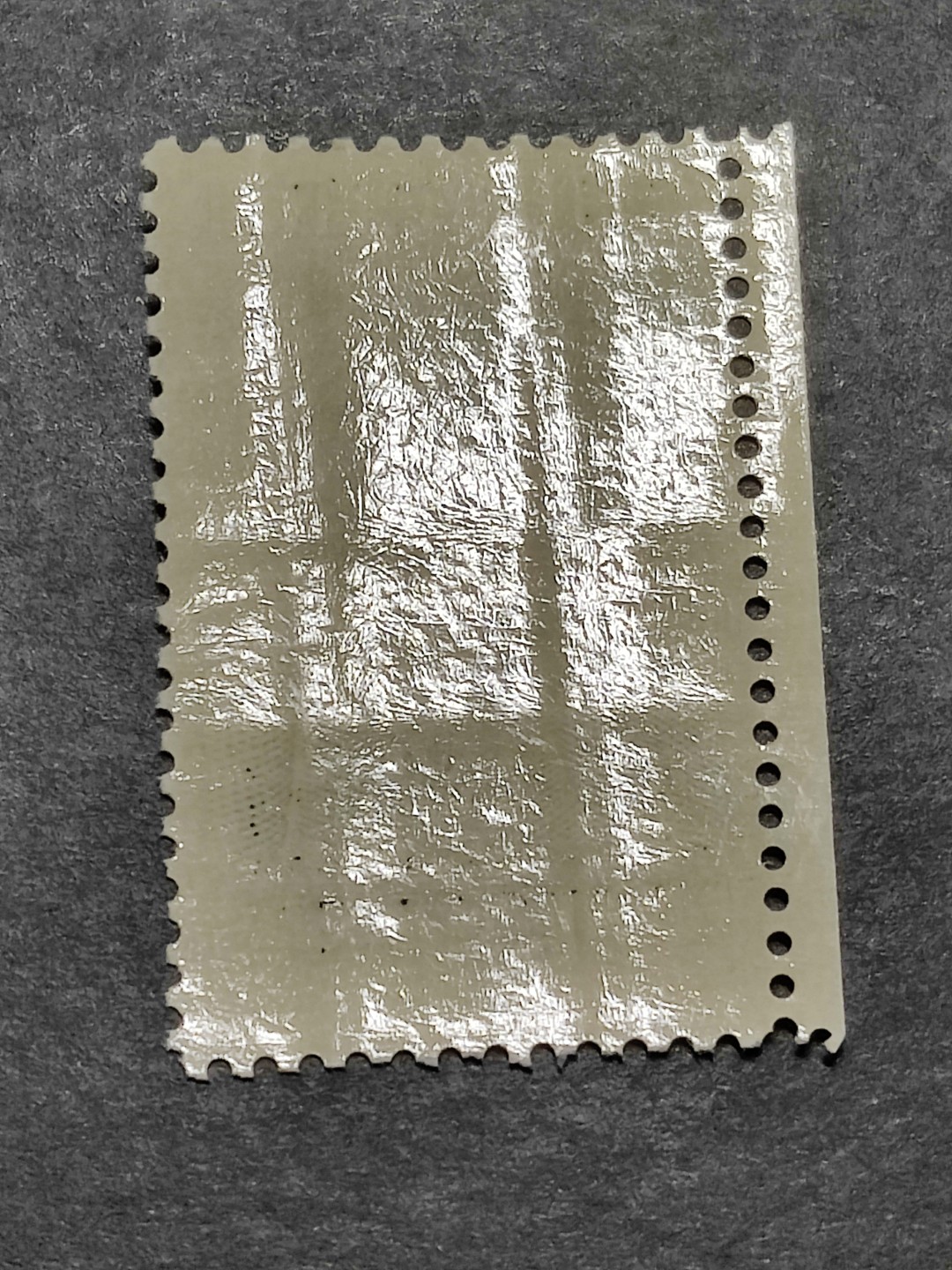 洪涛臻品批发群  精选邮票限时拍卖第一百九十三期 美国1965年 纪念二战人物英国丘吉尔首相1全新【带边】 精美雕刻版,清晰的早期特有的格栅背胶,原胶润亮相当漂亮！