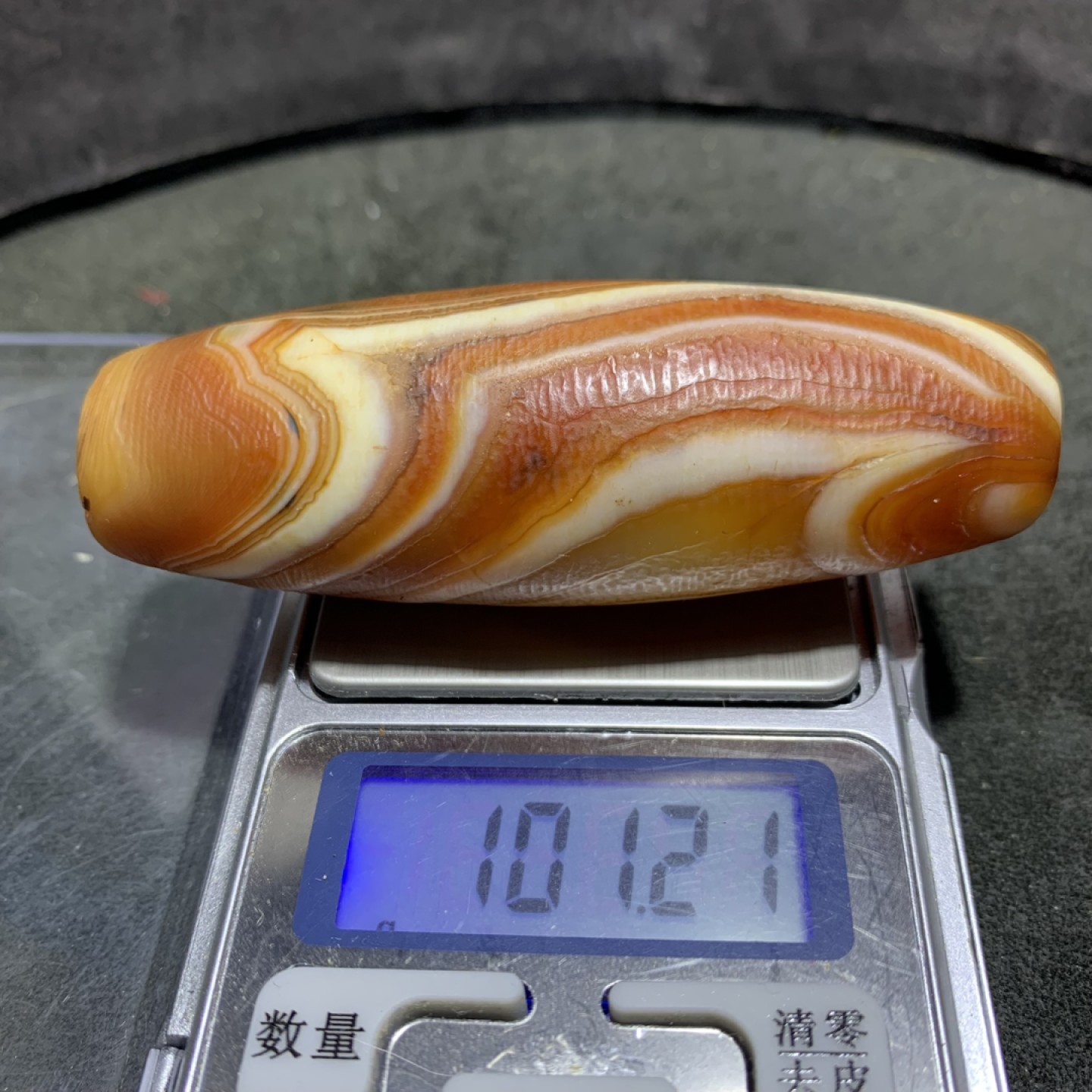 精美孤品巨无霸风化纹玛瑙大桶珠（把件)一颗 ，
