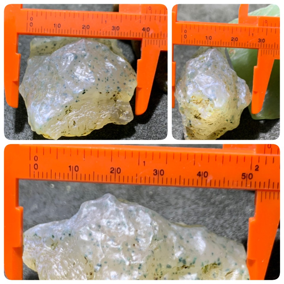 精美天然戈壁高玉化绿点玛瑙原石一颗，