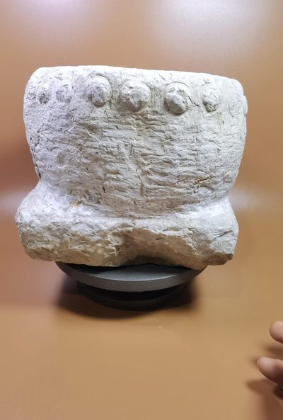 白太湖石质鼓墩一只 - 白太湖石质鼓墩一只