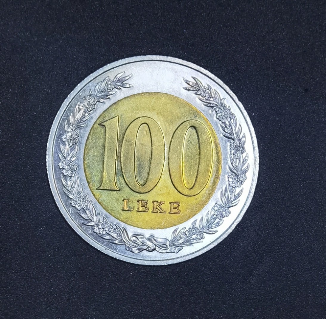 北京马甸外国币专卖微拍第九十三期，外国非贵金属纪念币，流通币专场，陆续上新，欢迎关注 阿尔巴尼亚，阿根廷，智利三枚
